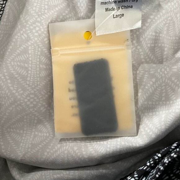 Ripskirt Wrap‎ Skirt Large Black Pearl Batik Printed Polyester Blend NWT SW-1947 - Picture 8 of 10